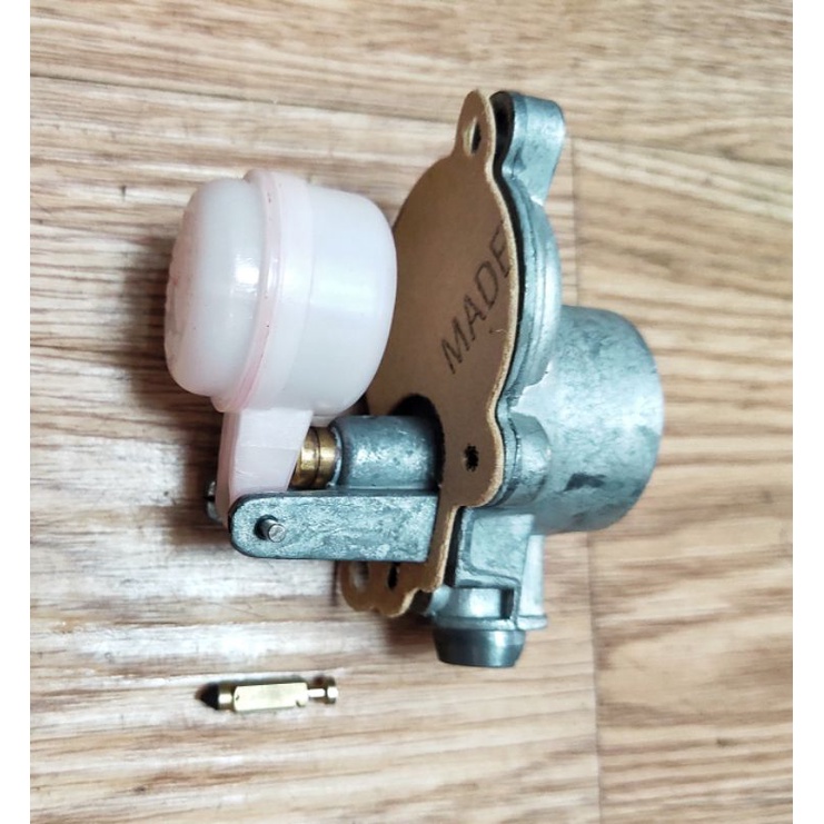 Phao xăng vespa cổ