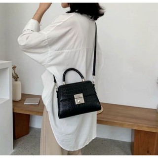 Túi xách nữ khóa vuông vân rắn sang trọng -t42