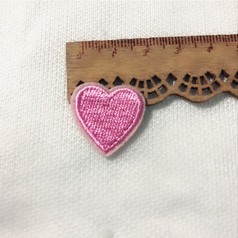 1 Miếng Vá Ủi Quần Áo Hình Trái Tim Nhỏ Dễ Thương 2.2 * 2.2CM