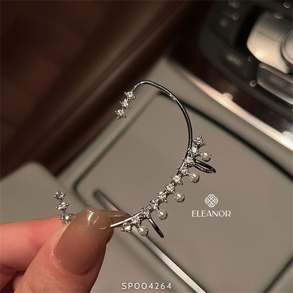 Bông tai nữ gắn vành Eleanor Accessories đính đá ngọc trai nhân tạo phụ kiện trang sức 4264 (1 chiếc)