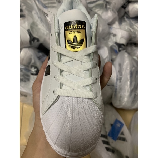 GIẦY THỂ THAO SÒ TEM VÀNG SUPERSTAR NAM NỮ HÀNG CAO CẤP, THIẾT KẾ NĂNG ĐỘNG TRẺ TRUNG CÁ TÍNH.