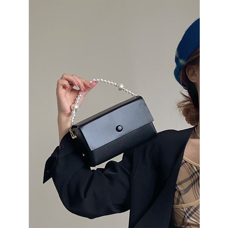 Túi Xách Nữ Kiểu Dáng Retro Thời Trang Cá Tính