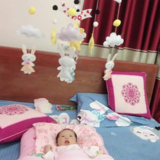 Treo nôi cũi thỏ trắng đáng yêu