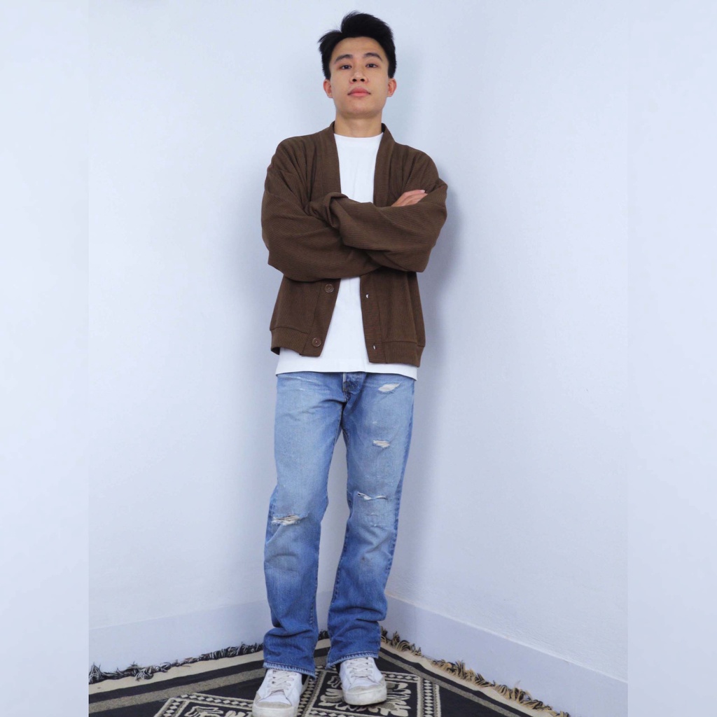 Áo cardigan màu nâu len tăm form crop 2plus 2+