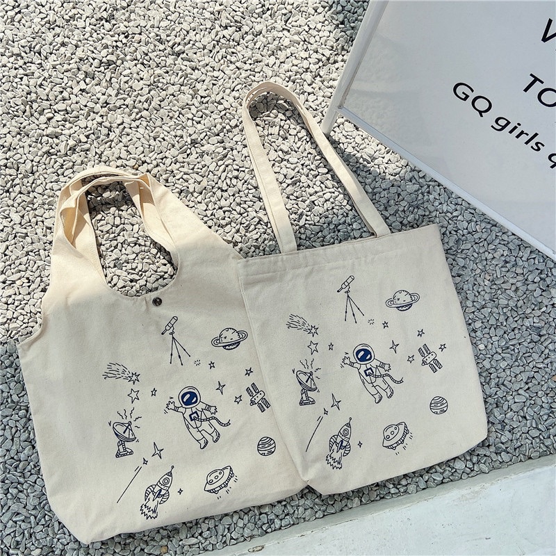 Túi vải tote canvas in hoạ tiết phi hành gia kiểu dáng năng động Hàn Quốc thời trang nữ Lae Store