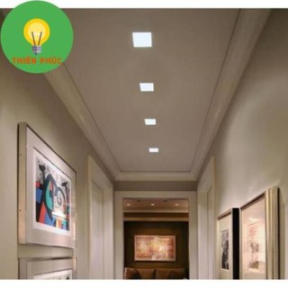 Đèn led panel gắn nổi vuông Duhal SDGB512