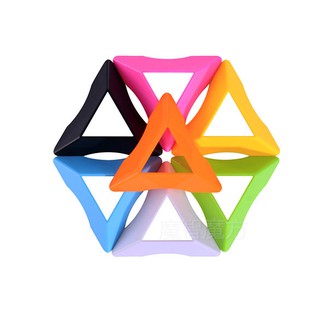 Giá đỡ khối Rubik 3 ba chân độc đáo.