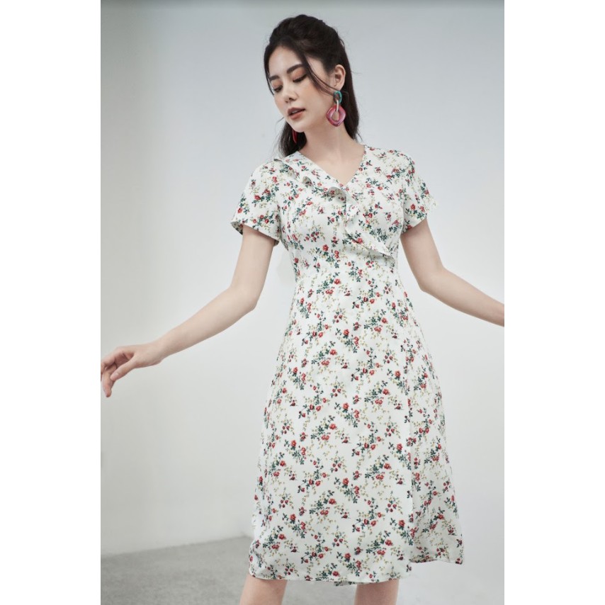 Đầm bèo ngực hoa kem 1VA2028 ADORE DRESS