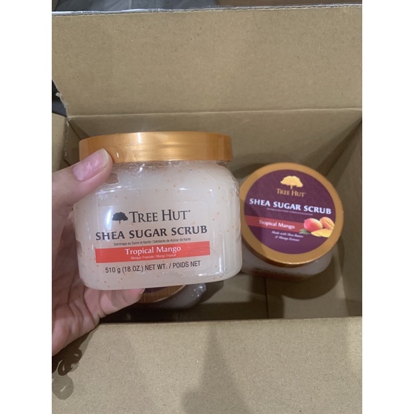 TẨY DA CHẾT TOÀN THÂN TREE HUT SHEA SUGAR SCRUB (510G)