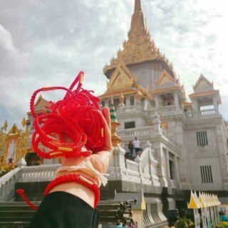 Vòng đỏ may mắn LUANG POH CHÉ thái lan