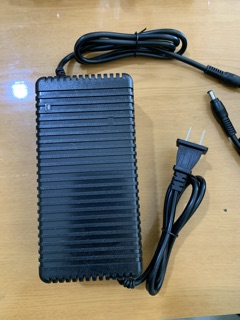 Sạc pin 1s 3s 4s 8s có quạt