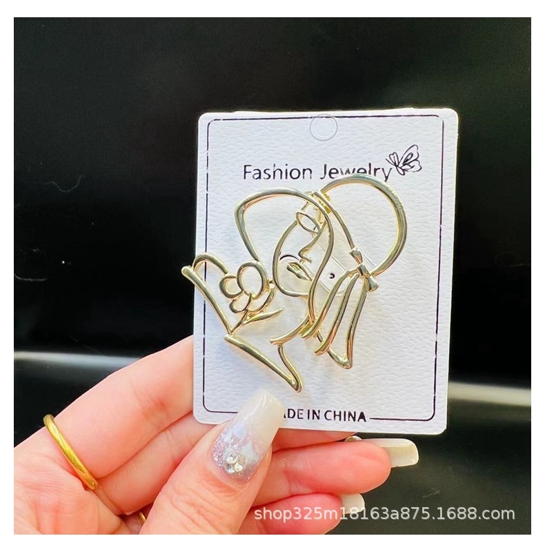 Trâm Cài Áo Hình Chiếc Nón Thiết Kế Đơn Giản Phong Cách Châu Âu Cổ Điển Thời Trang