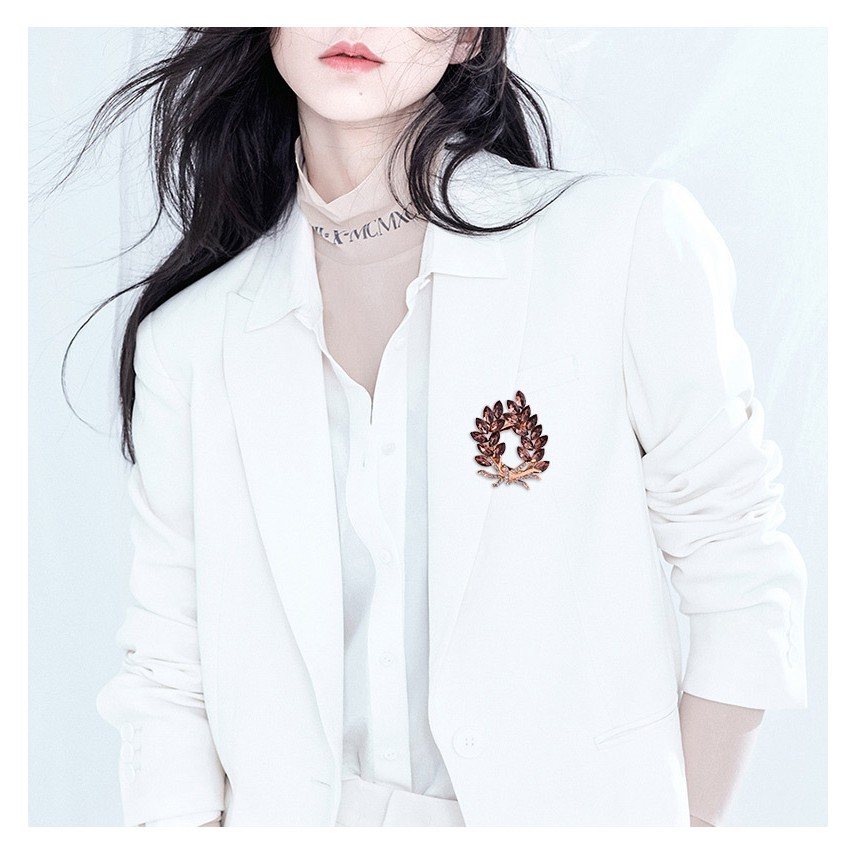 Trâm cài áo đính đá sang trọng GC181