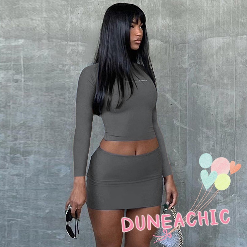 DUNEA Set Áo Thun Lửng Tay Dài In Chữ + Chân Váy Mini 2 Dây Thời Trang Cho Nữ