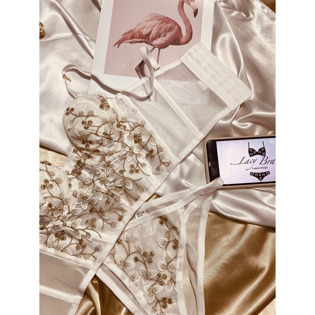 Bộ Corset Vintage Thêu Hoa Dáng Bra Cổ Điển Đệm Mỏng Có Gọng Nâng Ngực Sexy Lacy Bra - B07 | BigBuy360 - bigbuy360.vn