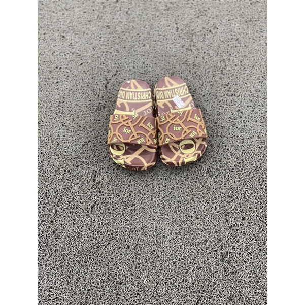 Dép lê dior cho bé