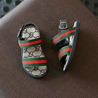 Combo đồ của bé Hằng