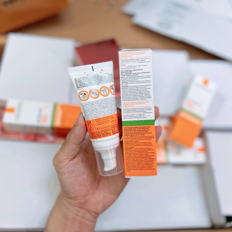 KEM CHỐNG NẮNG KHÔG MÙI LA ROCHE POSAY ANTHELIOS XL DRY TOUCH ANTISHINE SPF50+