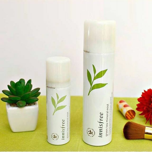 Xịt khoáng trà xanh Innisfree Green Tea Mineral Mist 50ml - 150ml sale 50%