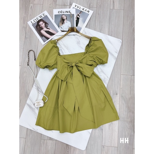 Váy xanh cốm babydoll tay bồng thắt nơ lưng