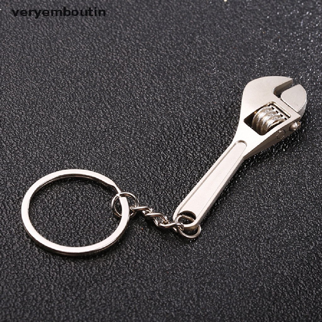 in Car Metal Wrench Style Key Chain Creative Fashion Gift Silver Compact Keychain n
