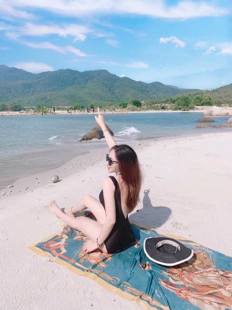 Monokini lưng V sexy