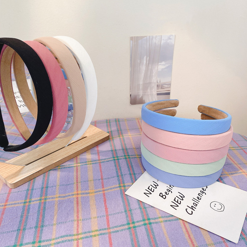 Cài tóc màu trơn phong cách Hàn Quốc đơn giản dành cho nữ