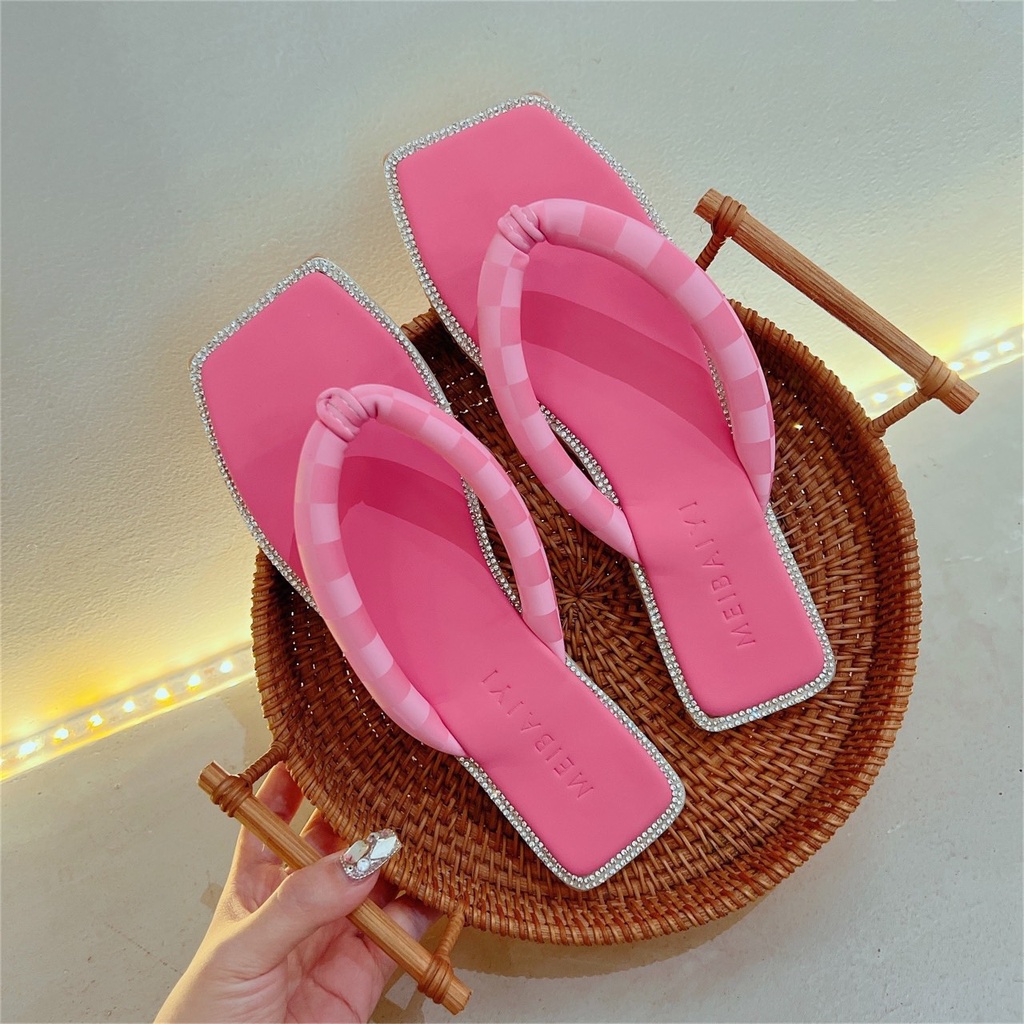 Dép Kẹp Nữ Xoàn Đính Đá Cao Cấp Phối Nhiều Màu Hot Trend 2022 TRINH LÊ SHOP GIÀY DÉP
