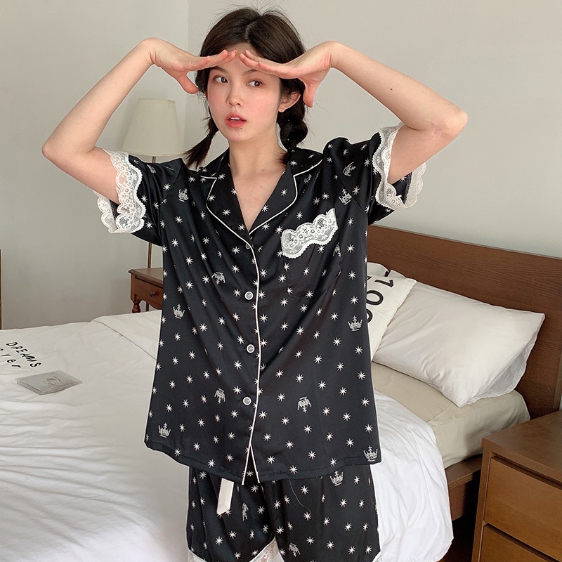 Bộ Đồ Ngủ Ngắn Tay Bằng Lụa Mát In Họa Tiết Thời Trang Dành Cho Nữ