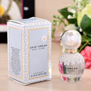 Nước hoa nữ Marc Jacobs Daisy Dream 4ml