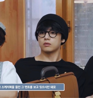 Kính V Taehyung BTS (Bon mùa 4)