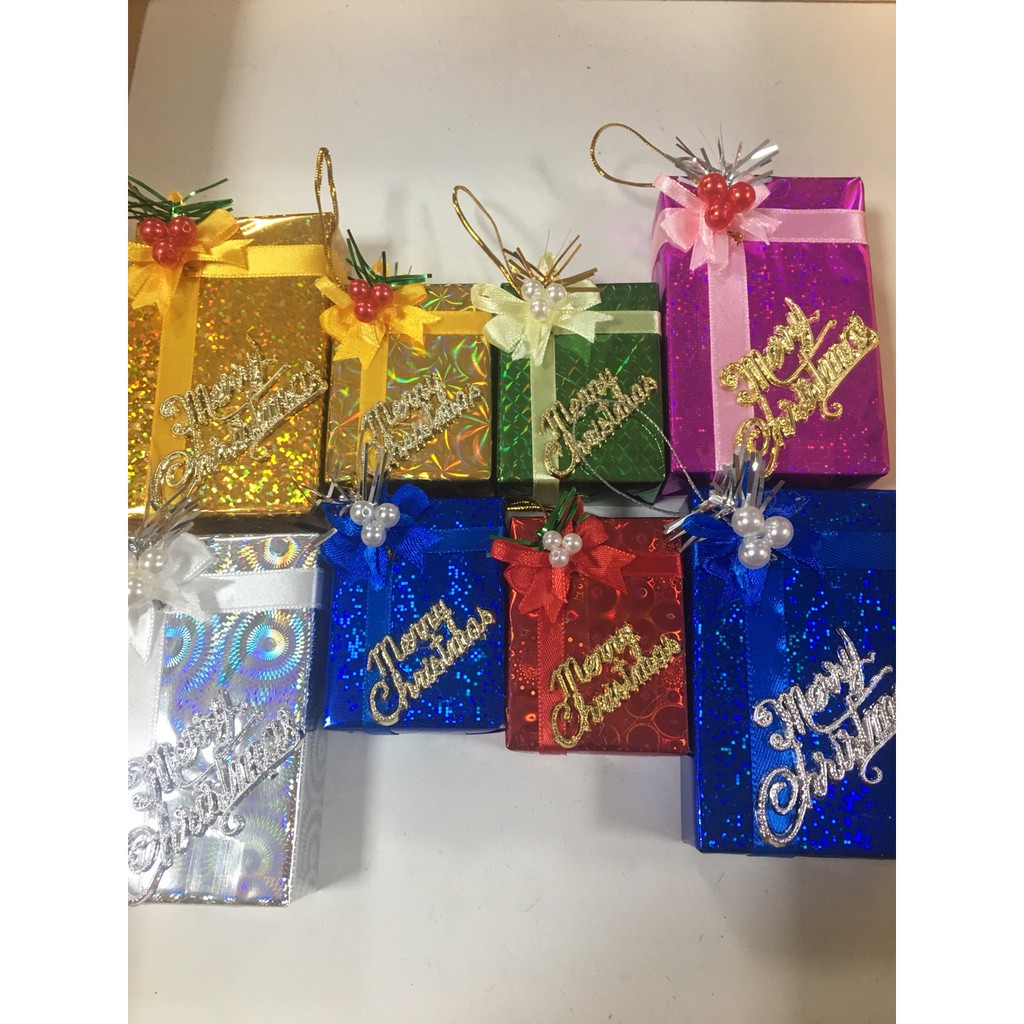 HCM - NOEL - BỊCH 6 CÁI / 12 cái - HỘP QUÀ TREO TRANG TRÍ NOEL 5CM , 3CM