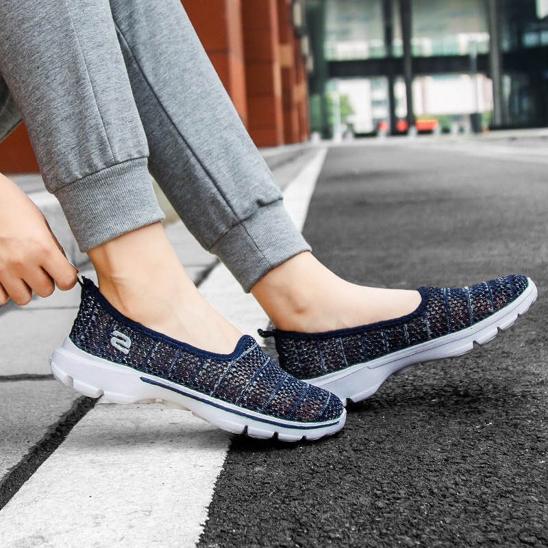 Skechers Giày Lười Đế Bằng Thời Trang Công Sở Cho Nữ