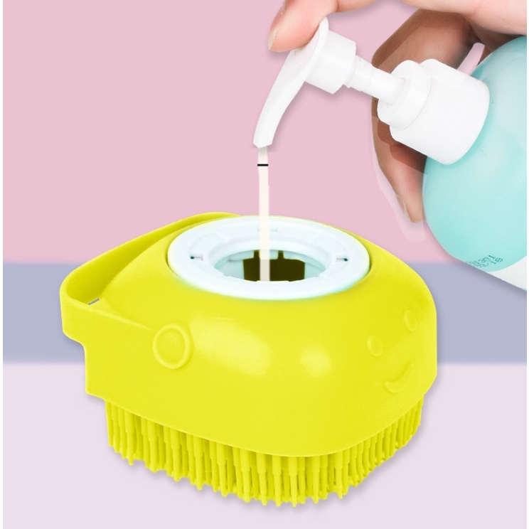 Bàn chải tắm chó Hipipet đầu silicon massage tạo bọt nhanh tiết kiệm nước có khay đựng sữa tắm