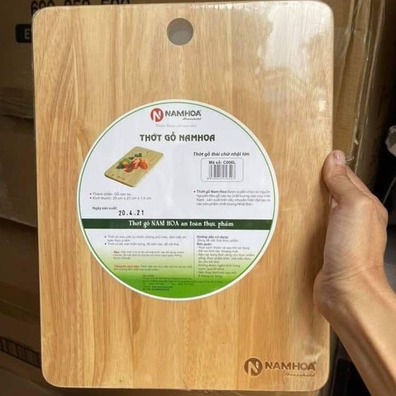Thớt gỗ Kazuko 30cm xuất Nhật - thớt gỗ nhà bếp Nam Hoa có móc treo kháng khuẩn chống ẩm mốc