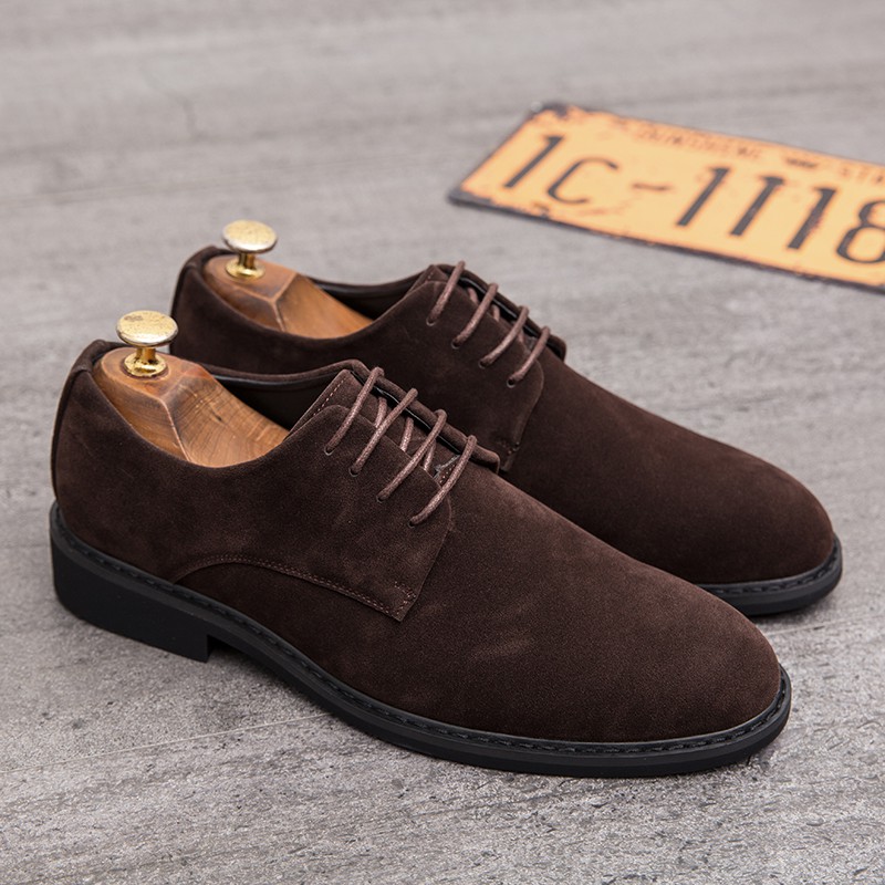 Fashionable smooth leather shoes for men