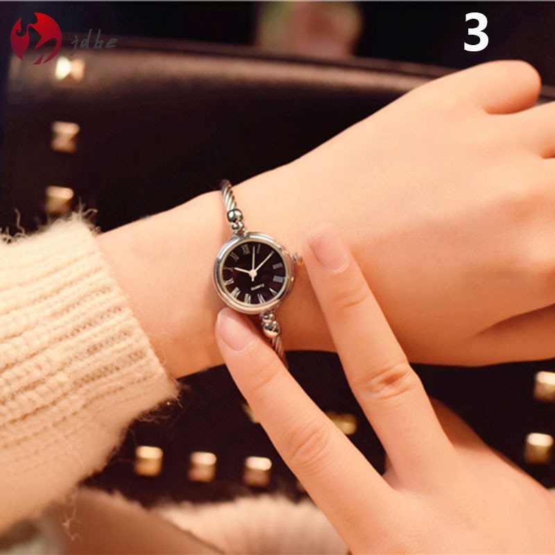 Đồng hồ đeo tay dây kim loại phong cách vintage cho nữ