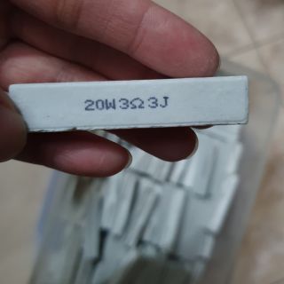 Trở sứ 3,3 ôm 20w