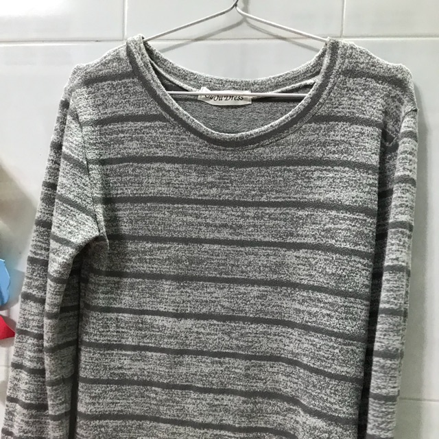 Áo len dệt kim mỏng