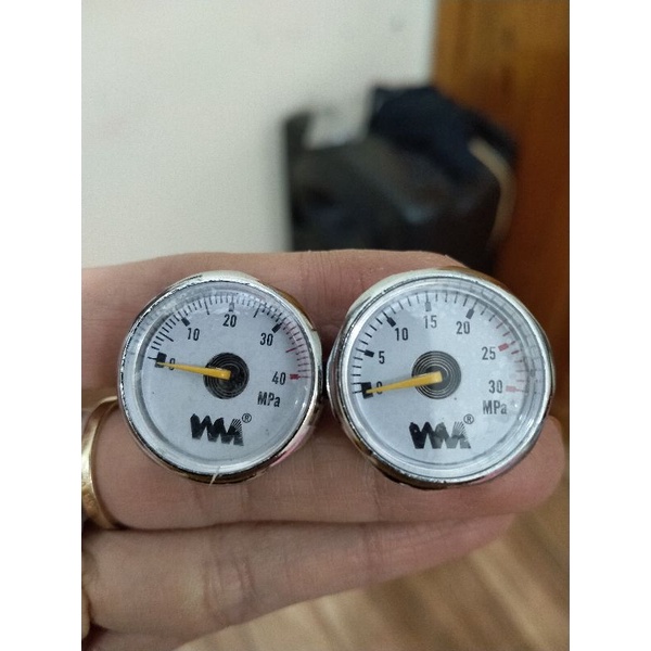Đồng Hồ Đo Áp Suất Khí Nén WA 30mpa Và 40mpa Chân Ren 8mm