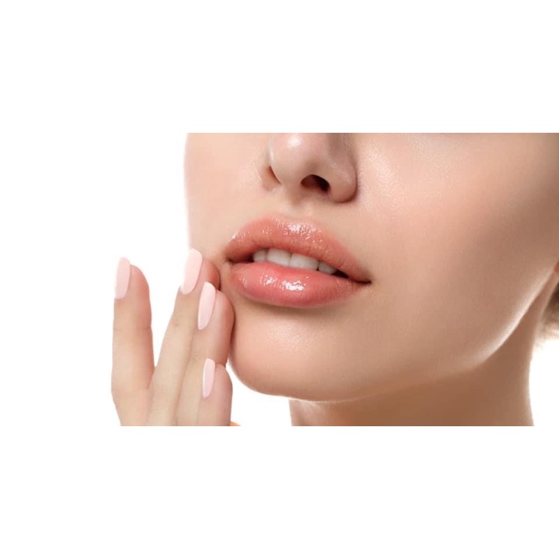1 chiếc lăn môi dầu dừa dưỡng ẩm, chống nẻ