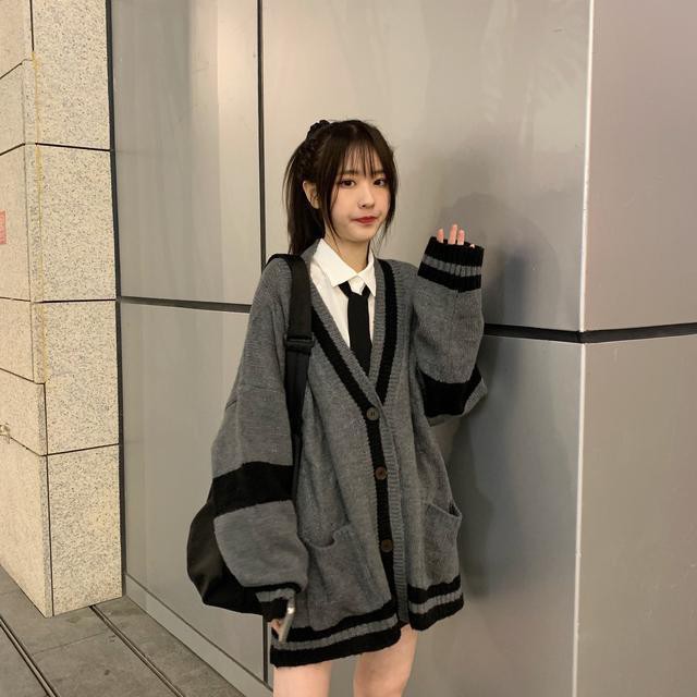 Áo Cardigan Len Xám Phối Viền - Titto Closet | BigBuy360 - bigbuy360.vn