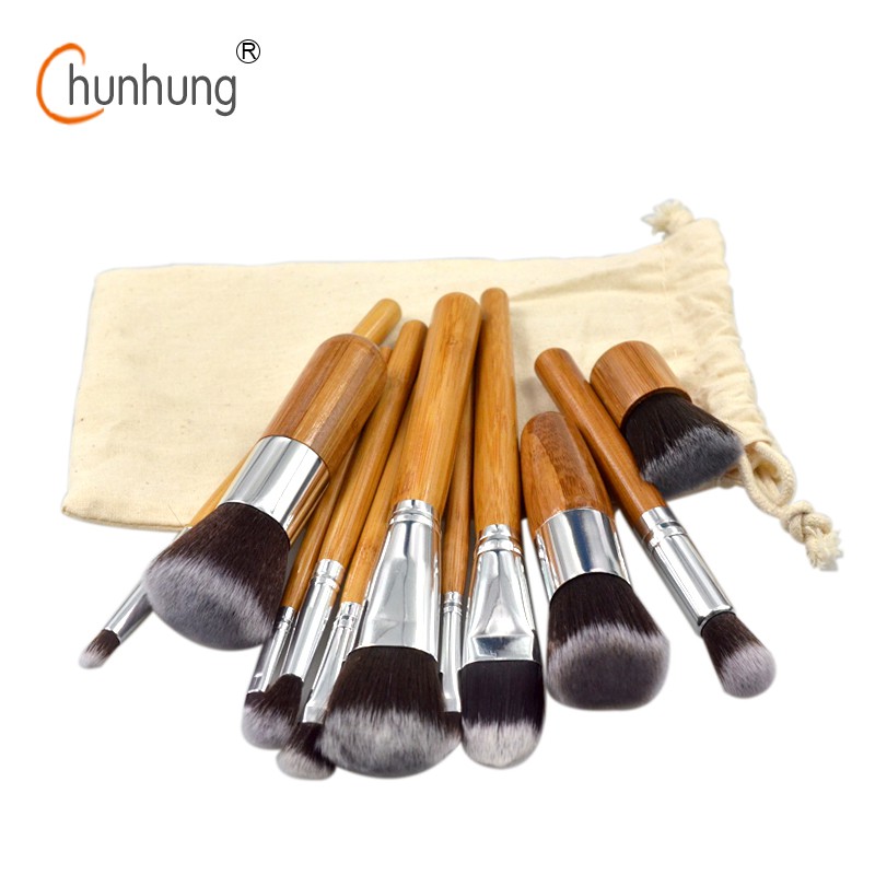 Bộ cọ cá nhân cán gỗ