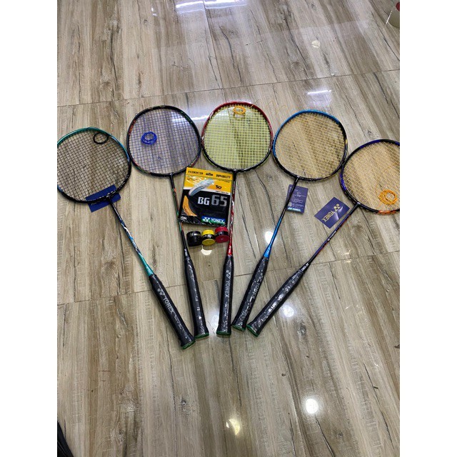 Vợt cầu lông Yonex cao cấp 100% Cacbon đan dây rẻ 9,5kg tặng 3 món quà