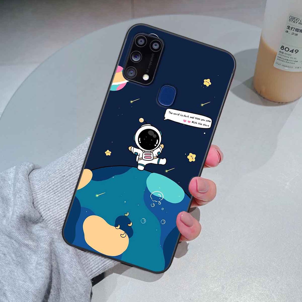 Ốp Samsung M31 in hình vũ trụ, phi hành gia bầu trời cute dễ thương