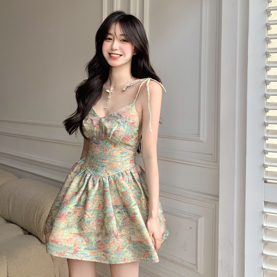 Đầm Sát Nách Hoạ Tiết Hoa Thiết Kế Hợp Thời Trang