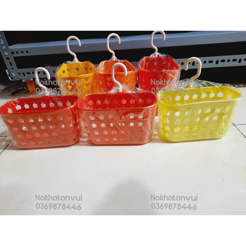 Rổ treo bồn rửa chén, nhà tắm có móc