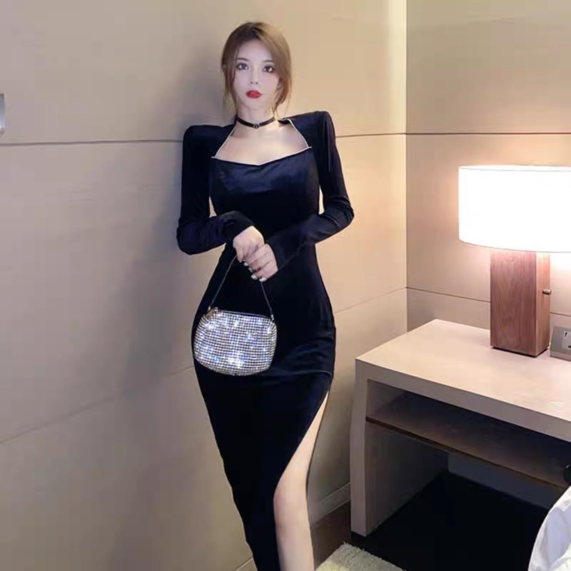 144 - ĐẦM NHUNG ĐEN CỔ VUÔNG PHỐI CỘT NƠ LƯNG TRẮNG | BigBuy360 - bigbuy360.vn