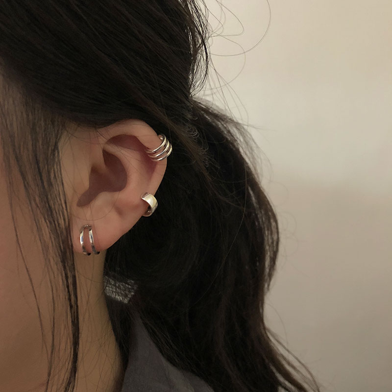 Set 3 Khuyên Vành Tai Màu Bạc Thời Trang Sành Điệu