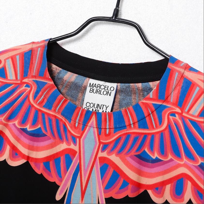 Áo Thun Đen Tay Ngắn In Hình Đôi Cánh Đỏ Và Hoa Hồng Thời Trang